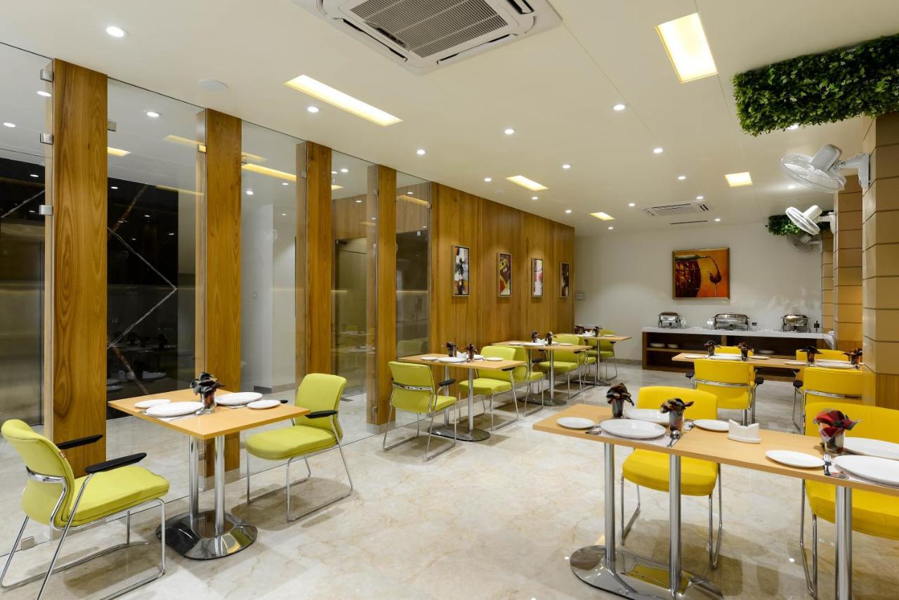 The Hubstreet Hotel,Bhopal Exterior photo